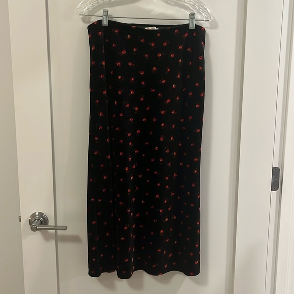 LOFT Dresses & Skirts - LOFT Velvet Midi Skirt